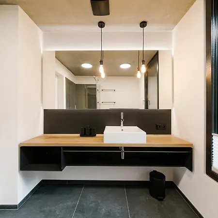 Dievier Literaturhaus Daszweite בית נופש *