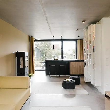 Dievier Literaturhaus Daszweite בית נופש