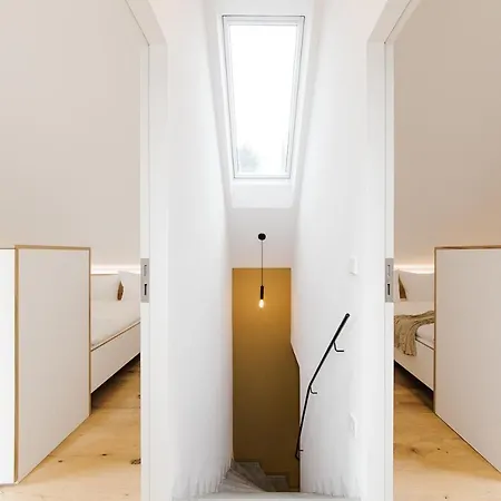 Dievier Literaturhaus Daszweite בית נופש